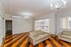 Apartamento com 151m², 3 dormitórios no bairro Petrópolis em Porto Alegre para Alugar
