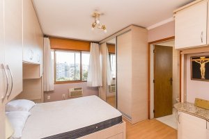 Apartamento com 113m², 3 dormitórios no bairro Petrópolis em Porto Alegre para Alugar