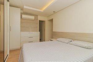 Apartamento com 123m², 3 dormitórios no bairro Petrópolis em Porto Alegre para Alugar