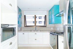 Apartamento com 100m², 2 dormitórios no bairro Petrópolis em Porto Alegre para Alugar