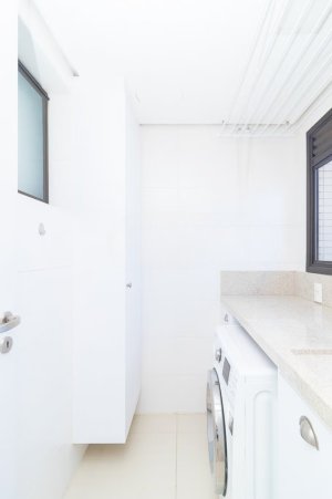 Apartamento com 100m², 2 dormitórios no bairro Petrópolis em Porto Alegre para Alugar