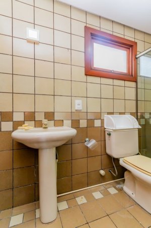Apartamento com 154m², 2 dormitórios no bairro Petrópolis em Porto Alegre para Alugar