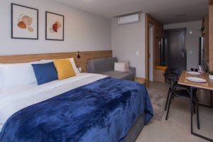 Apartamento com 29m², 1 dormitório no bairro Três Figueiras em Porto Alegre para Alugar