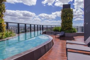 Apartamento com 29m², 1 dormitório no bairro Três Figueiras em Porto Alegre para Alugar