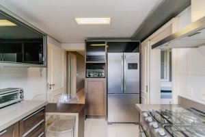 Apartamento com 163m², 3 dormitórios no bairro Petrópolis em Porto Alegre para Alugar