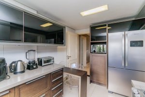 Apartamento com 163m², 3 dormitórios no bairro Petrópolis em Porto Alegre para Alugar