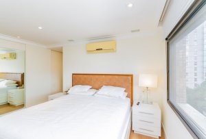 Apartamento com 163m², 3 dormitórios no bairro Petrópolis em Porto Alegre para Alugar