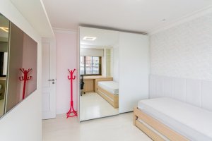 Apartamento com 163m², 3 dormitórios no bairro Petrópolis em Porto Alegre para Alugar