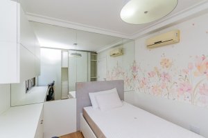 Apartamento com 163m², 3 dormitórios no bairro Petrópolis em Porto Alegre para Alugar