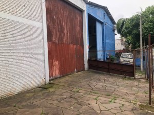 Depósito com 220m² no bairro São Sebastião em Porto Alegre para Alugar