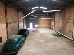 Depósito com 220m² no bairro São Sebastião em Porto Alegre para Alugar