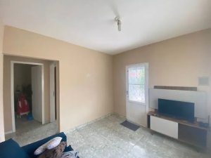 Casa com 220m², 2 dormitórios no bairro Sarandi em Porto Alegre para Alugar