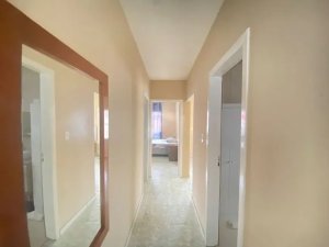 Casa com 220m², 2 dormitórios no bairro Sarandi em Porto Alegre para Alugar