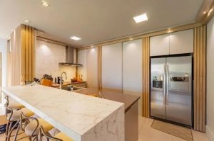 Casa com 216m², 3 dormitórios no bairro Jardim Itu em Porto Alegre para Alugar