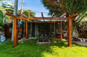 Casa com 216m², 3 dormitórios no bairro Jardim Itu em Porto Alegre para Alugar