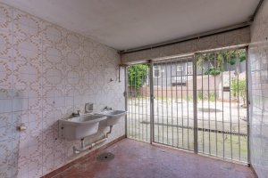 Casa comercial com 338m² no bairro Rio Branco em Porto Alegre para Alugar