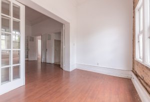 Casa comercial com 338m² no bairro Rio Branco em Porto Alegre para Alugar