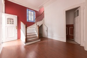 Casa comercial com 338m² no bairro Rio Branco em Porto Alegre para Alugar