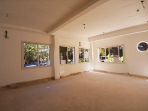 Casa comercial com 197m² no bairro Moinhos de Vento em Porto Alegre para Alugar
