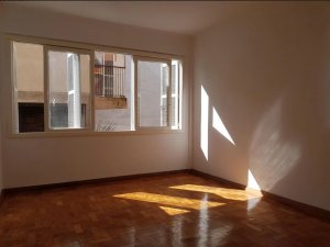 Apartamento com 50m², 1 dormitório no bairro Vila Ipiranga em Porto Alegre para Alugar