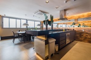 Apartamento com 39m², 1 dormitório no bairro Chácara das Pedras em Porto Alegre para Alugar