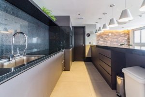 Apartamento com 39m², 1 dormitório no bairro Chácara das Pedras em Porto Alegre para Alugar