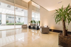 Apartamento com 39m², 1 dormitório no bairro Chácara das Pedras em Porto Alegre para Alugar