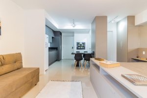 Apartamento com 39m², 1 dormitório no bairro Chácara das Pedras em Porto Alegre para Alugar