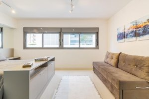 Apartamento com 39m², 1 dormitório no bairro Chácara das Pedras em Porto Alegre para Alugar