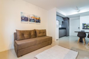Apartamento com 39m², 1 dormitório no bairro Chácara das Pedras em Porto Alegre para Alugar