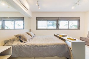Apartamento com 39m², 1 dormitório no bairro Chácara das Pedras em Porto Alegre para Alugar