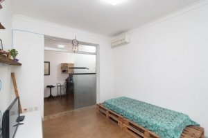 Apartamento com 105m², 3 dormitórios no bairro Menino Deus em Porto Alegre para Alugar
