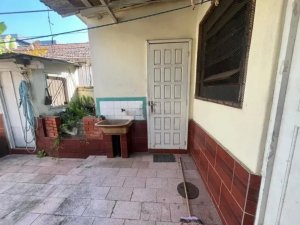 Casa com 180m², 3 dormitórios no bairro São Sebastião em Porto Alegre para Alugar