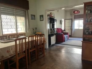 Casa com 180m², 3 dormitórios no bairro São Sebastião em Porto Alegre para Alugar