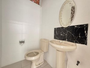 Loja com 89m² no bairro Praia de Belas em Porto Alegre para Alugar