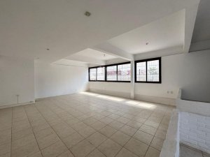 Loja com 89m² no bairro Praia de Belas em Porto Alegre para Alugar