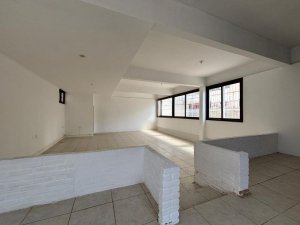 Loja com 89m² no bairro Praia de Belas em Porto Alegre para Alugar