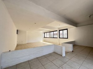 Loja com 89m² no bairro Praia de Belas em Porto Alegre para Alugar