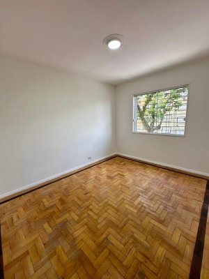 Apartamento com 80m², 2 dormitórios no bairro Chácara Das Pedras em Porto Alegre para Alugar