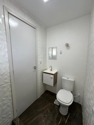 Apartamento com 80m², 2 dormitórios no bairro Chácara Das Pedras em Porto Alegre para Alugar