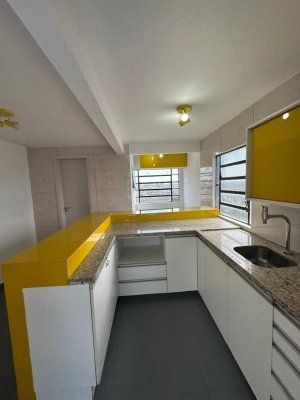 Apartamento com 80m², 2 dormitórios no bairro Chácara Das Pedras em Porto Alegre para Alugar