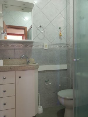 Apartamento com 67m², 3 dormitórios no bairro Petrópolis em Porto Alegre para Alugar