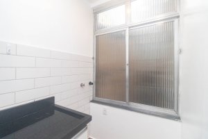 Apartamento com 42m², 1 dormitório no bairro Centro Histórico em Porto Alegre para Alugar