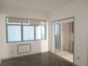Apartamento com 50m², 1 dormitório no bairro Centro Histórico em Porto Alegre para Alugar
