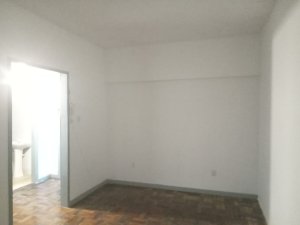 Apartamento com 50m², 1 dormitório no bairro Centro Histórico em Porto Alegre para Alugar