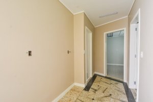 Casa com 200m², 4 dormitórios no bairro Moinhos de Vento em Porto Alegre para Alugar