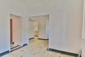 Casa com 200m², 4 dormitórios no bairro Moinhos de Vento em Porto Alegre para Alugar