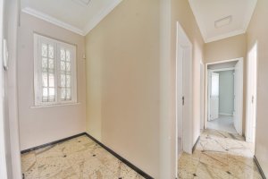 Casa com 200m², 4 dormitórios no bairro Moinhos de Vento em Porto Alegre para Alugar