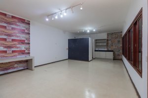 Prédio Comercial com 1.000m² no bairro Moinhos de Vento em Porto Alegre para Alugar