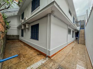 Prédio Comercial com 1.000m² no bairro Moinhos de Vento em Porto Alegre para Alugar